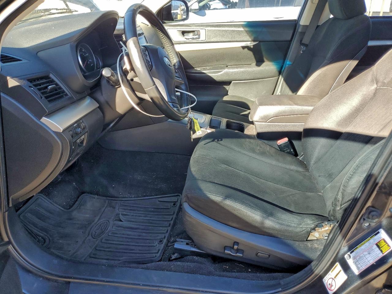 2013 SUBARU LEGACY 2.5I PREMIUM photo 7