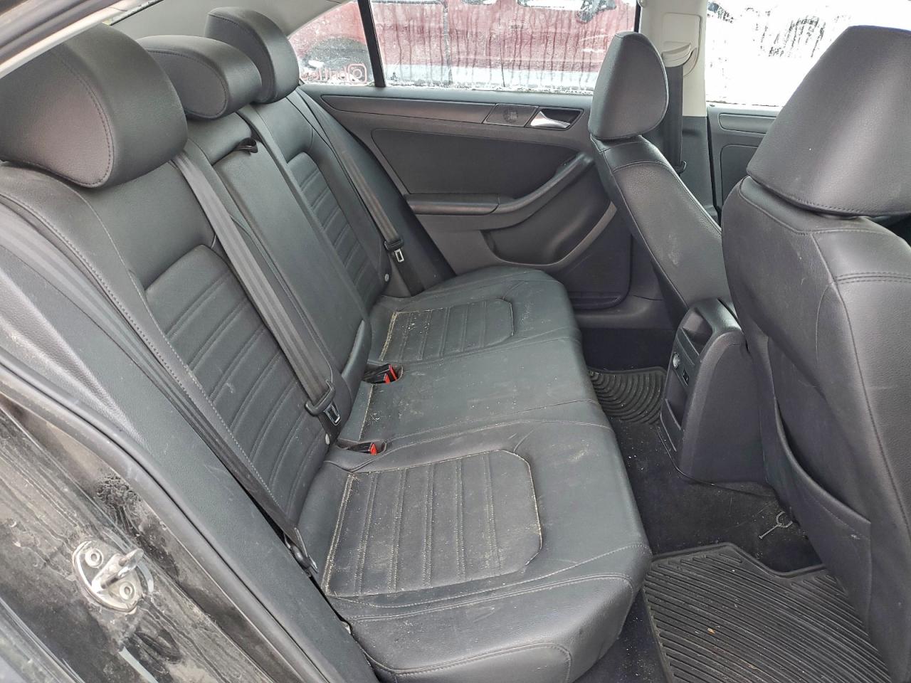 2012 VOLKSWAGEN JETTA SE photo 10