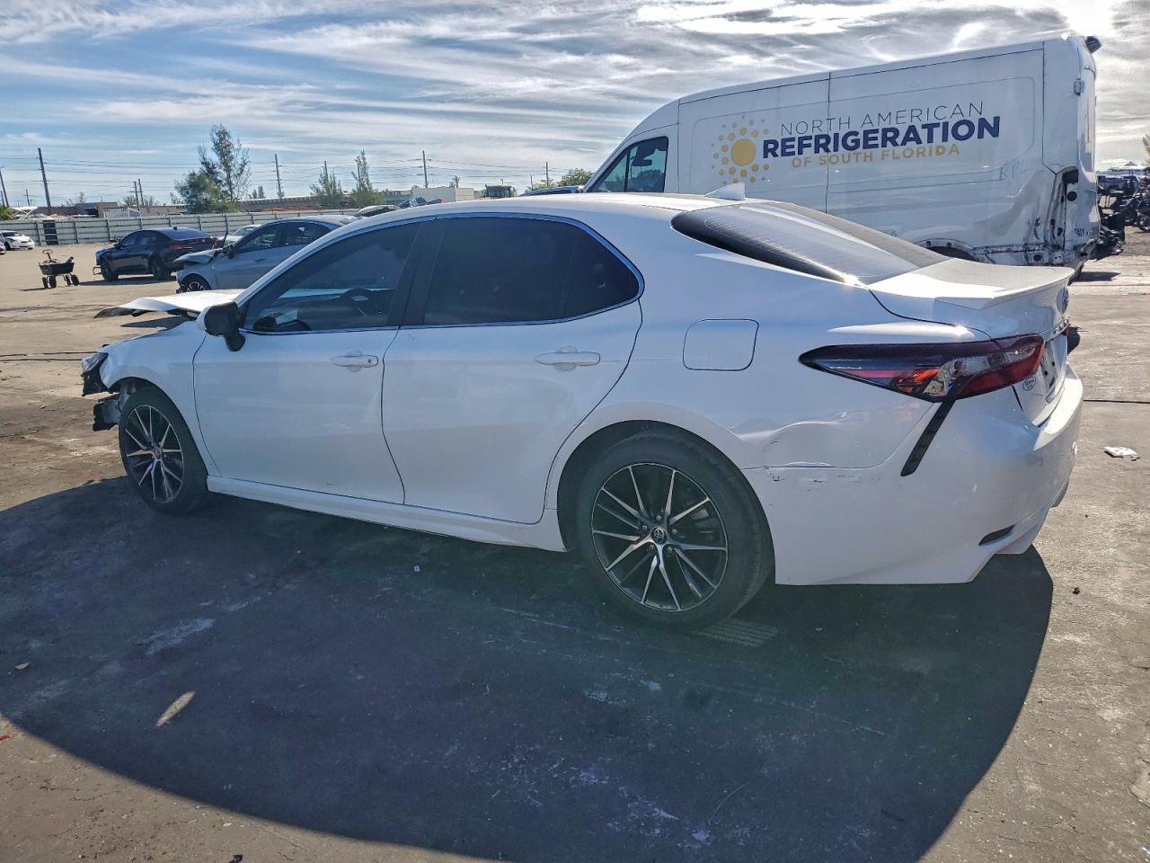 2022 TOYOTA CAMRY NIGHT SHADE photo 2