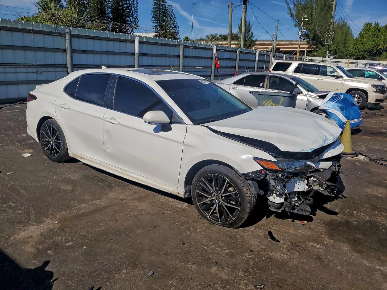 2022 TOYOTA CAMRY NIGHT SHADE photo 4