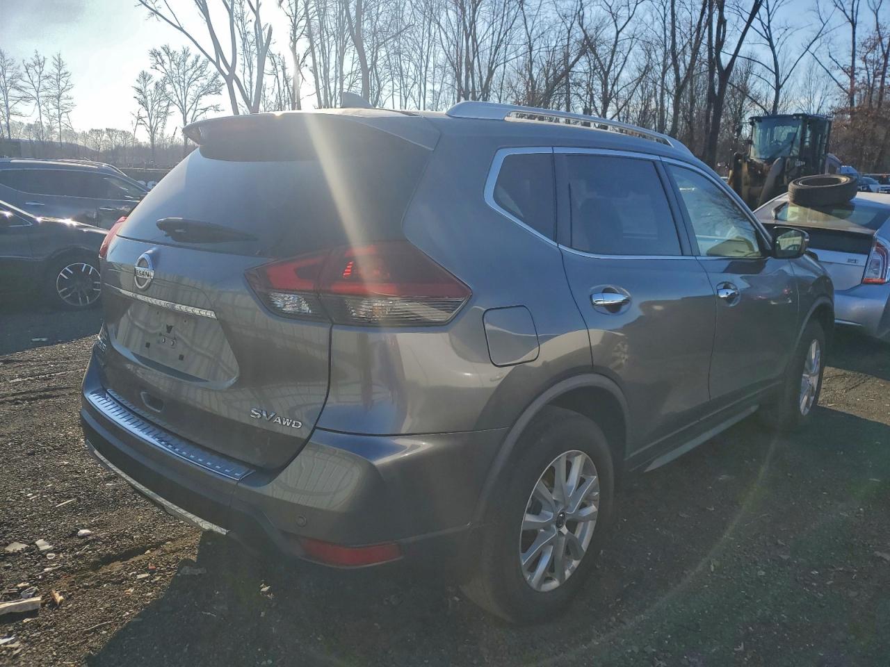 2019 NISSAN ROGUE S photo 3