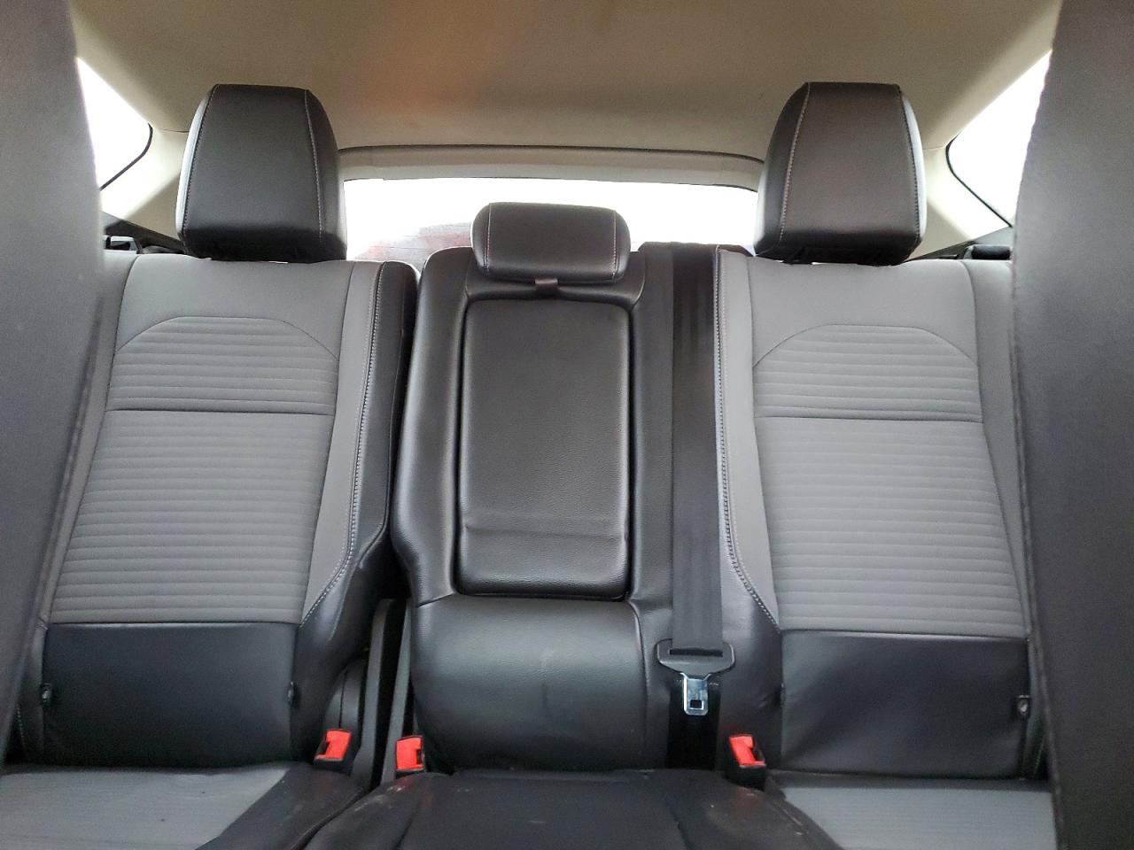 2017 FORD ESCAPE SE photo 19