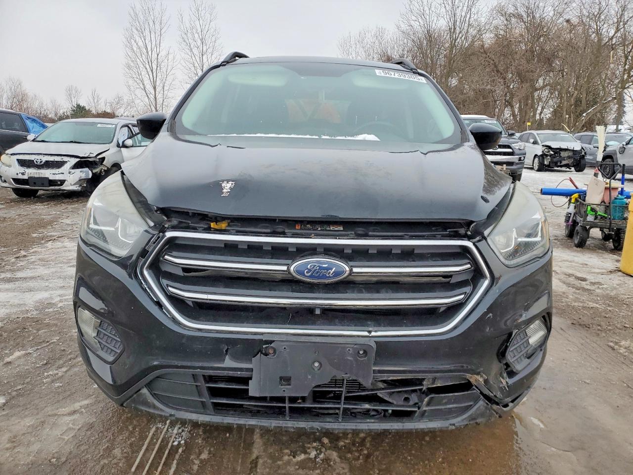 2017 FORD ESCAPE SE photo 9