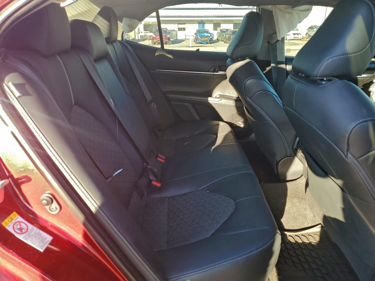 2018 TOYOTA CAMRY XSE photo 19