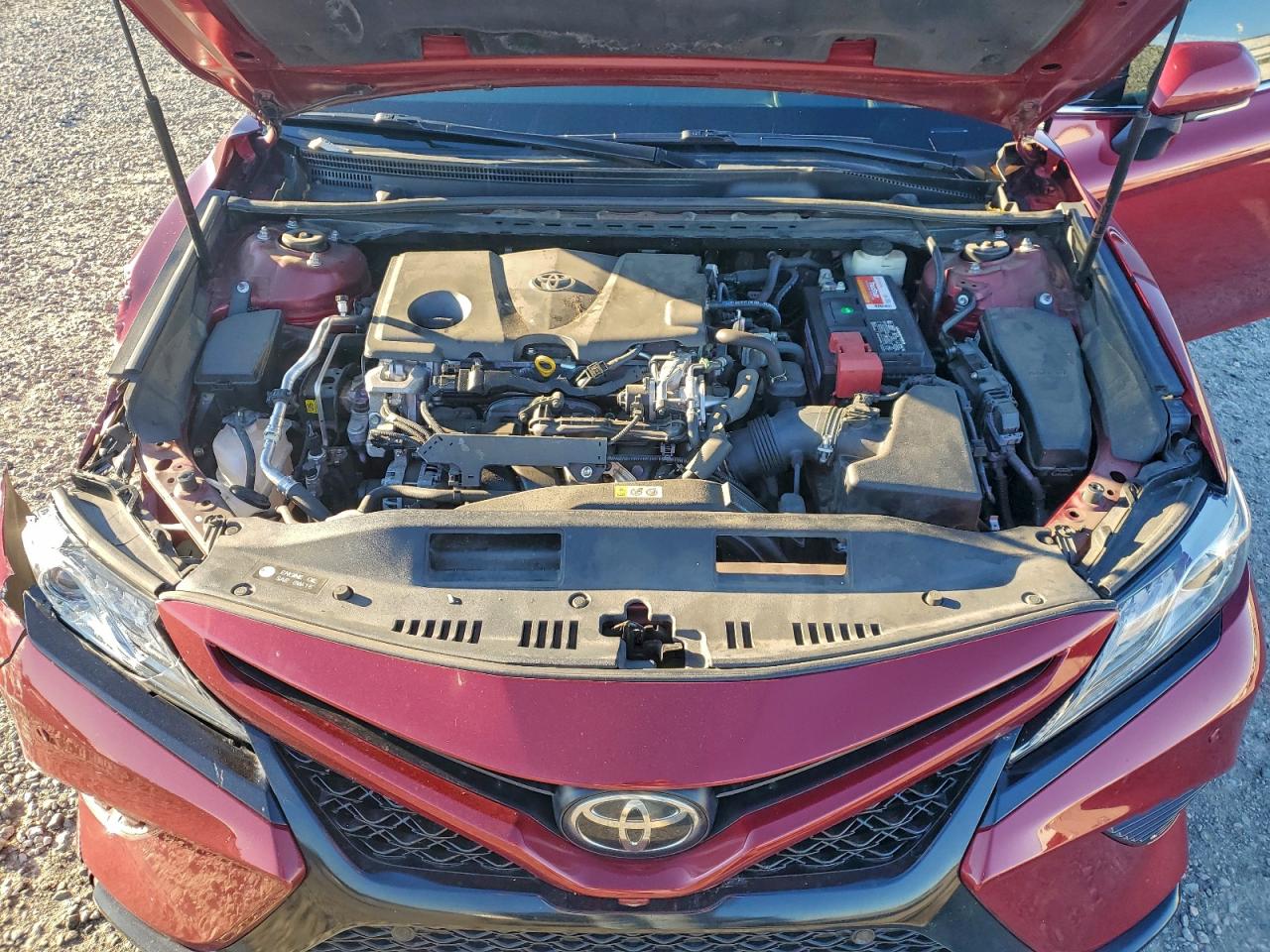 2018 TOYOTA CAMRY XSE photo 21