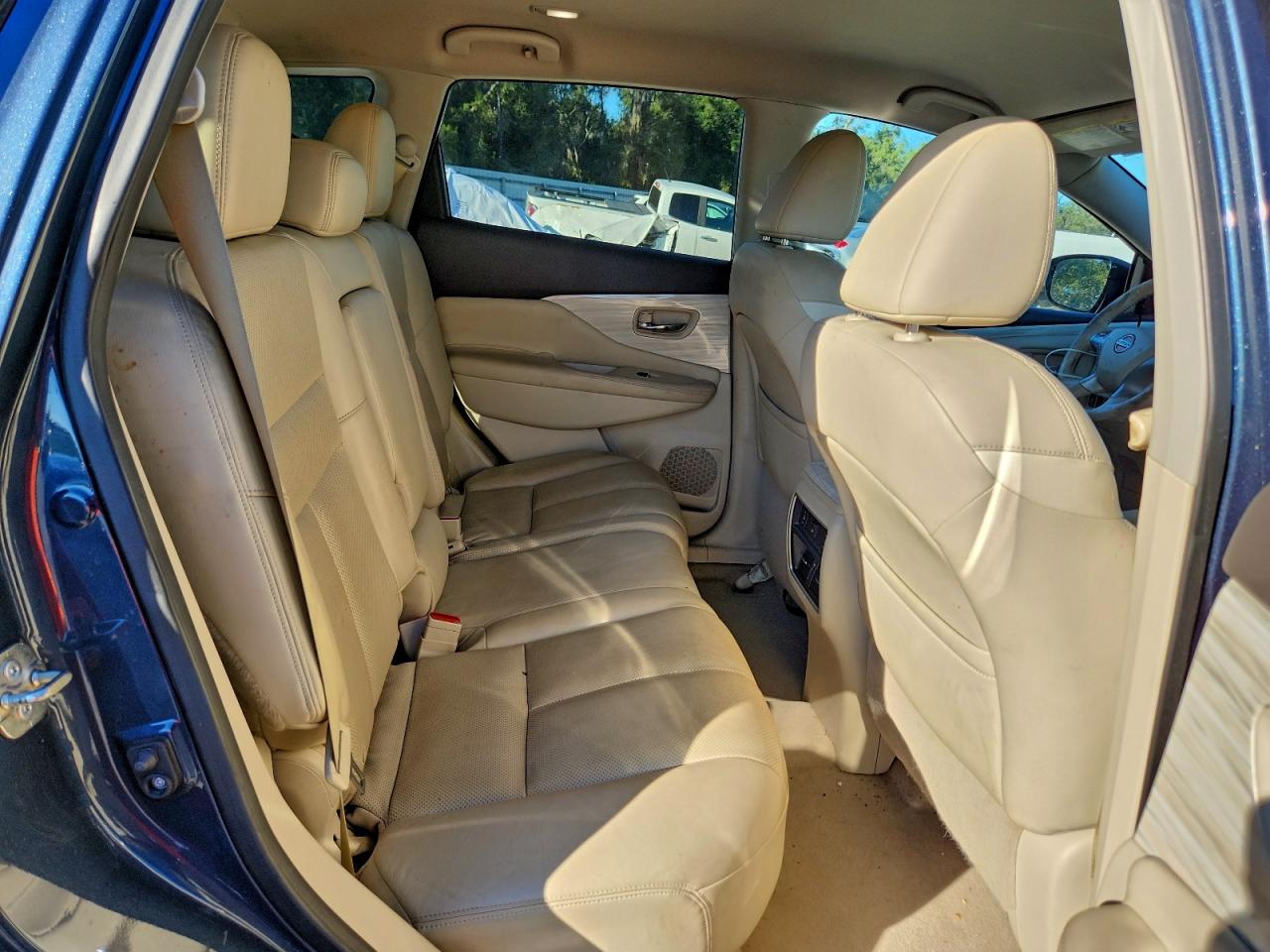 2015 NISSAN MURANO S photo 21