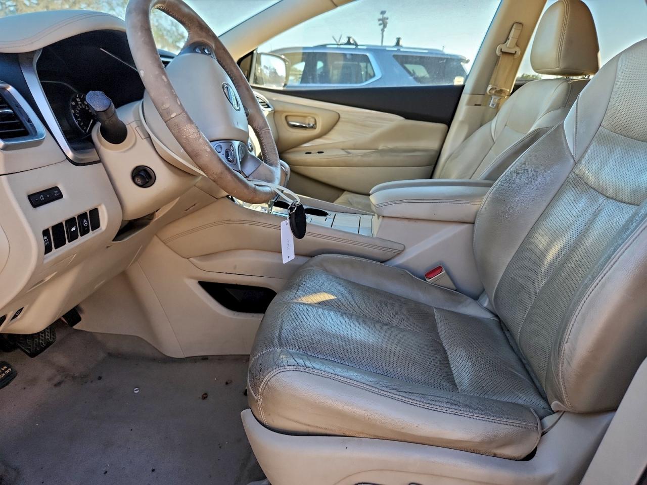 2015 NISSAN MURANO S photo 13