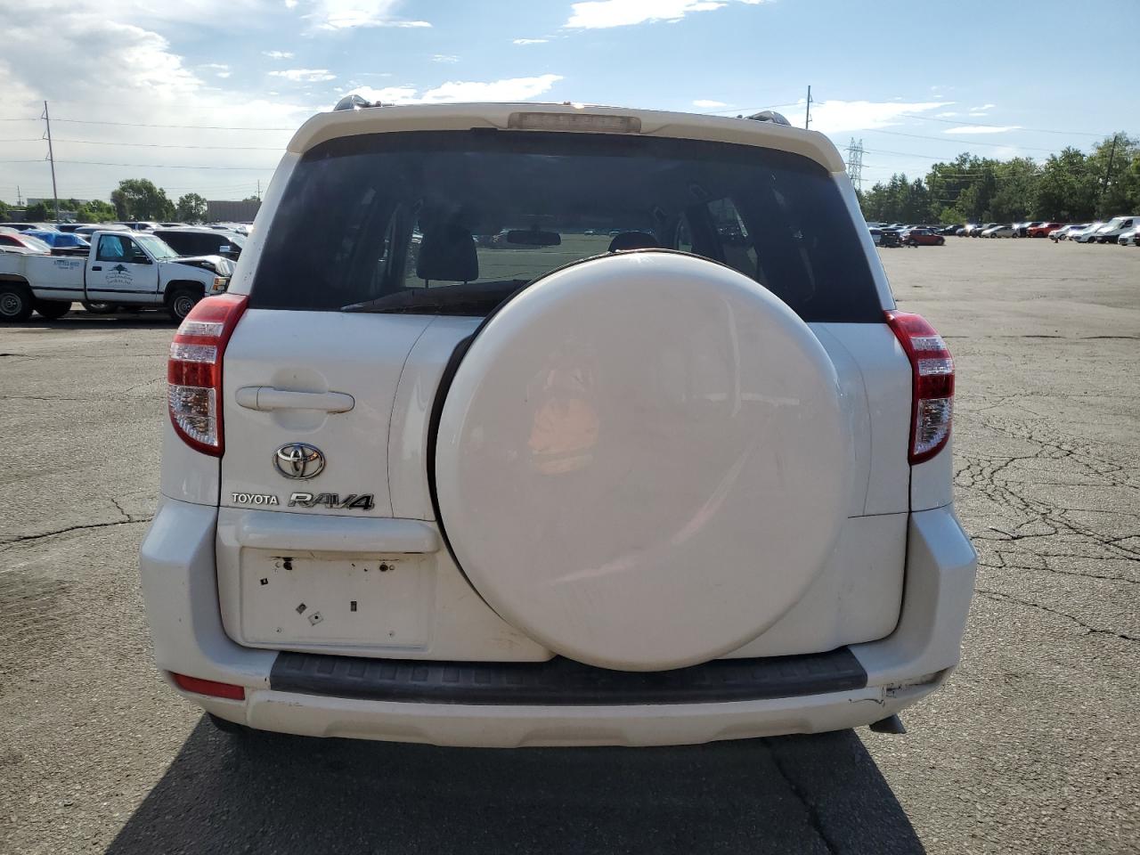 2009 TOYOTA RAV4 photo 6