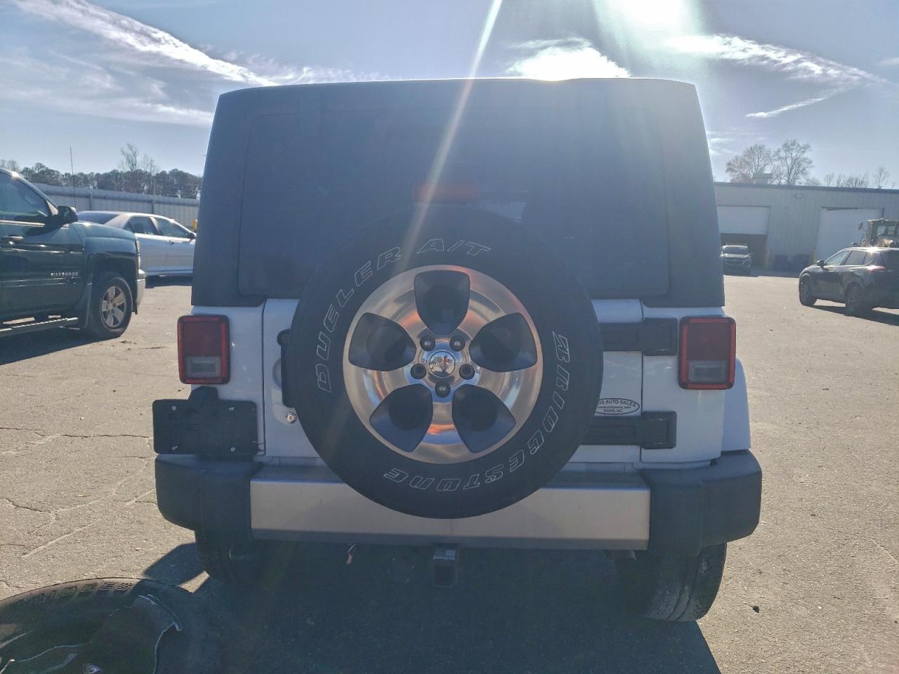 2018 JEEP WRANGLER UNLIMITED SAHARA photo 11