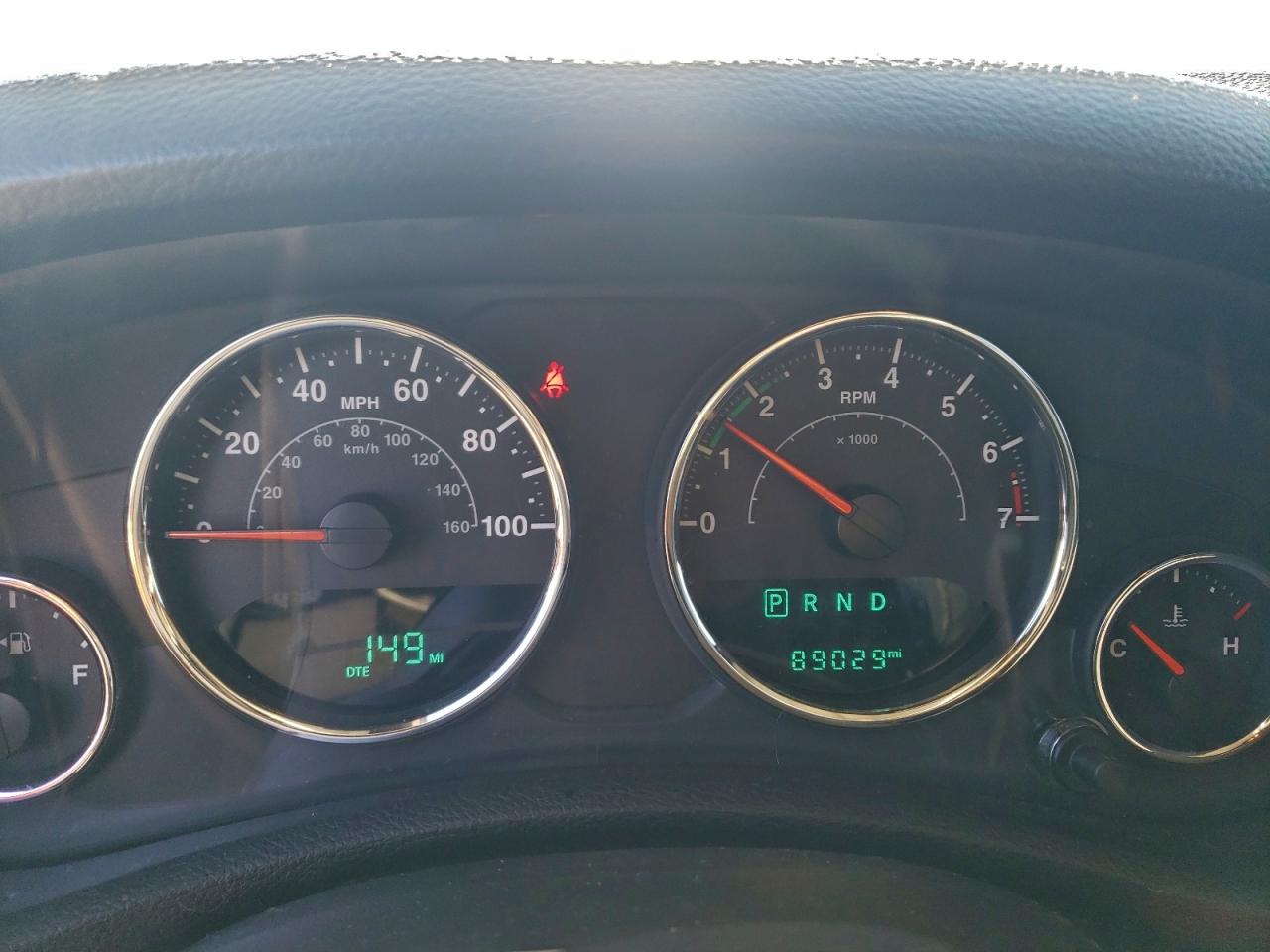 2018 JEEP WRANGLER UNLIMITED SAHARA photo 17