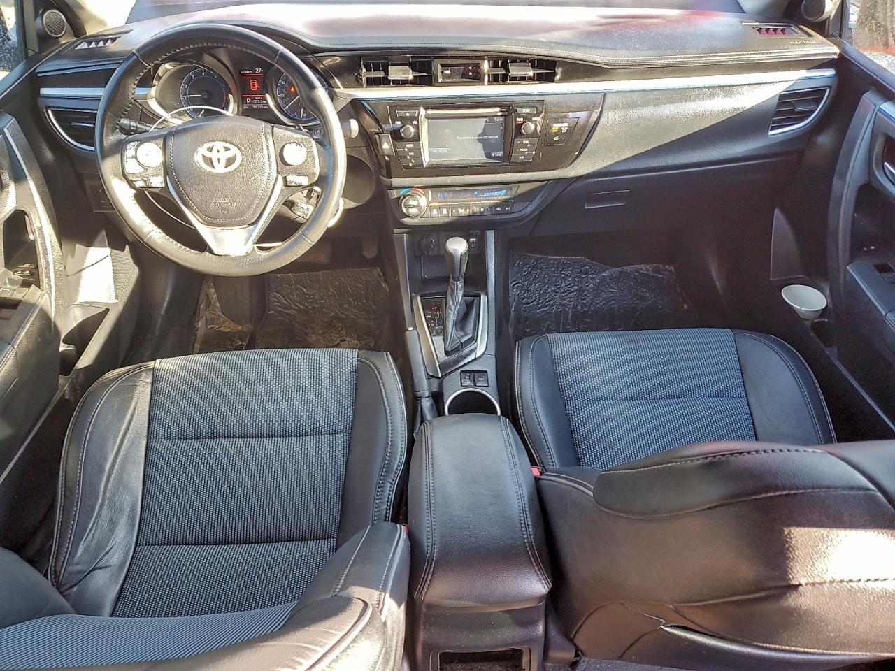 2016 TOYOTA COROLLA L photo 15