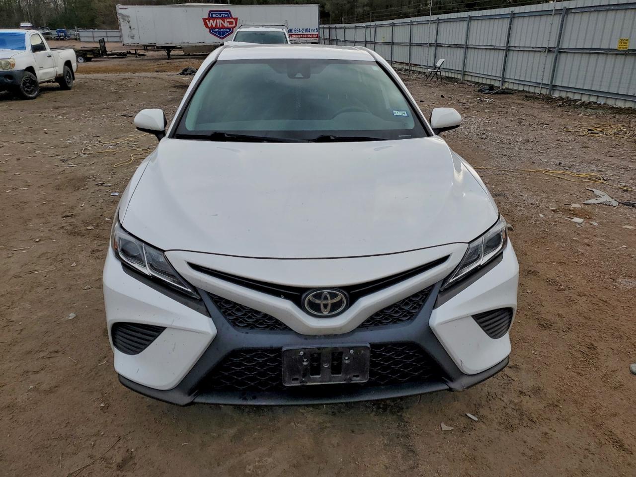 2019 TOYOTA CAMRY L photo 9