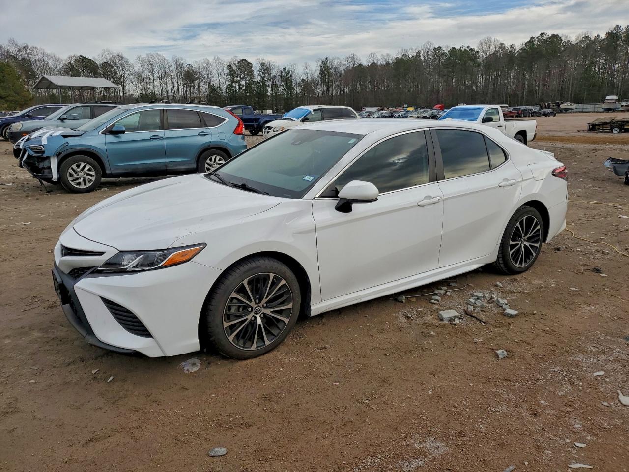 2019 TOYOTA CAMRY