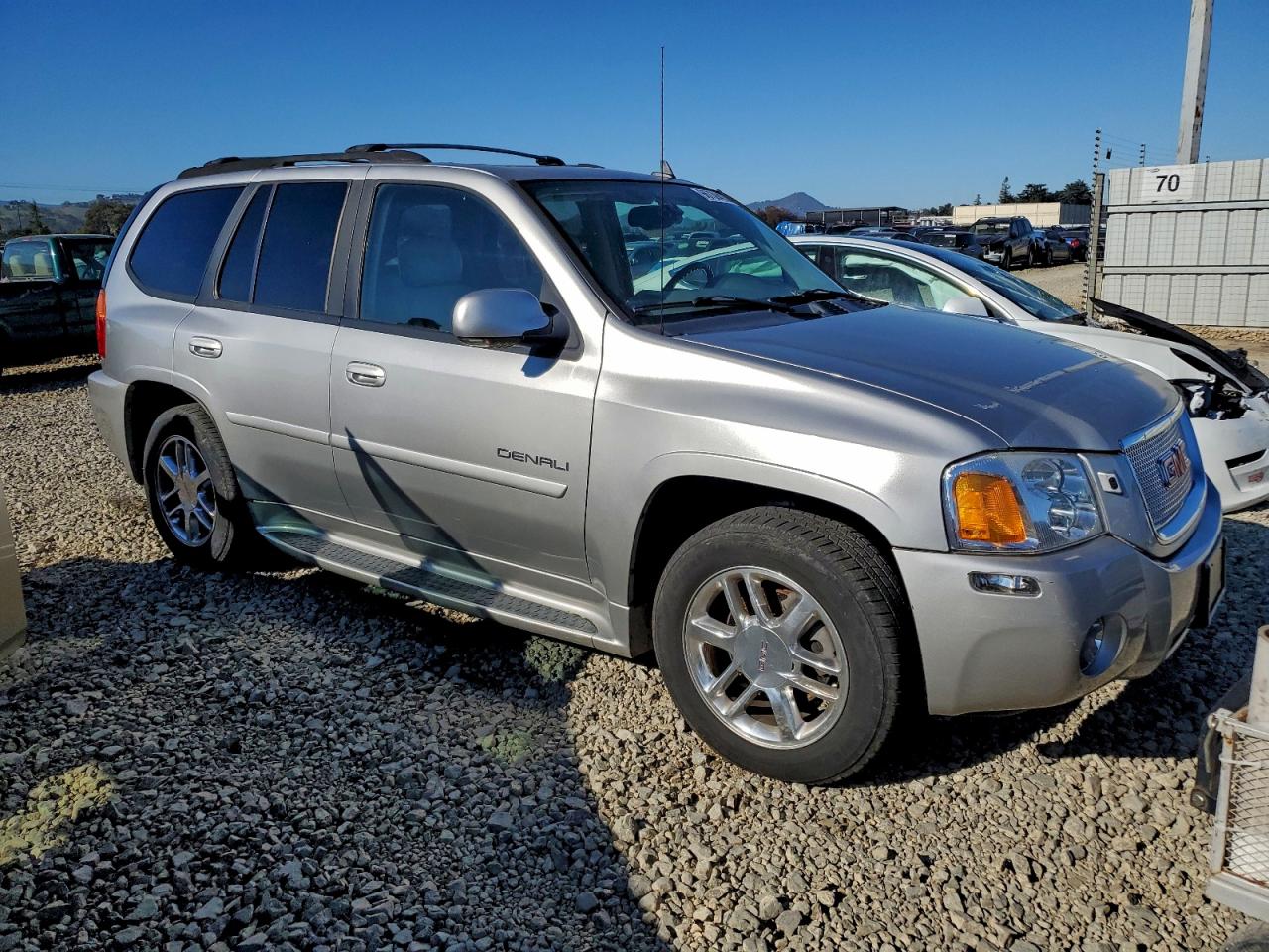 2006 GMC ENVOY DENALI photo 4