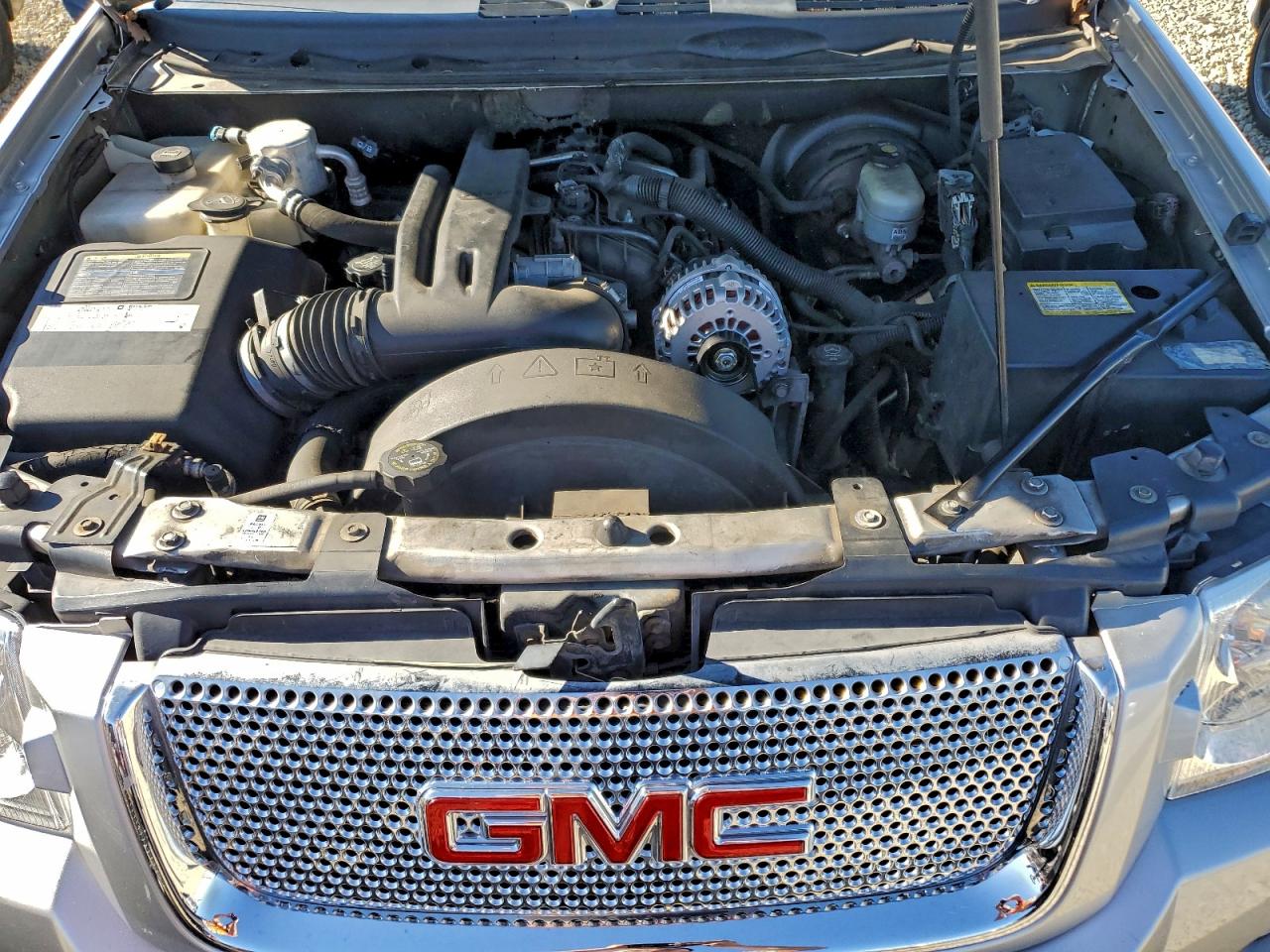 2006 GMC ENVOY DENALI photo 12