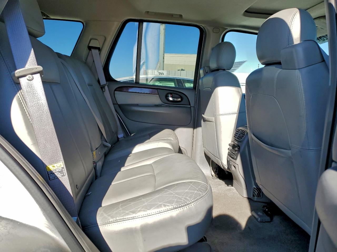 2006 GMC ENVOY DENALI photo 11
