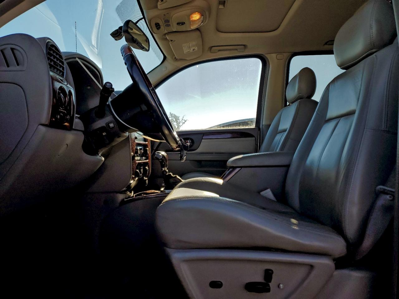 2006 GMC ENVOY DENALI photo 7