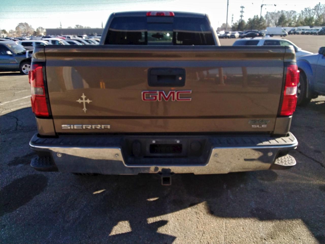 2015 GMC SIERRA K1500 SLE photo 6