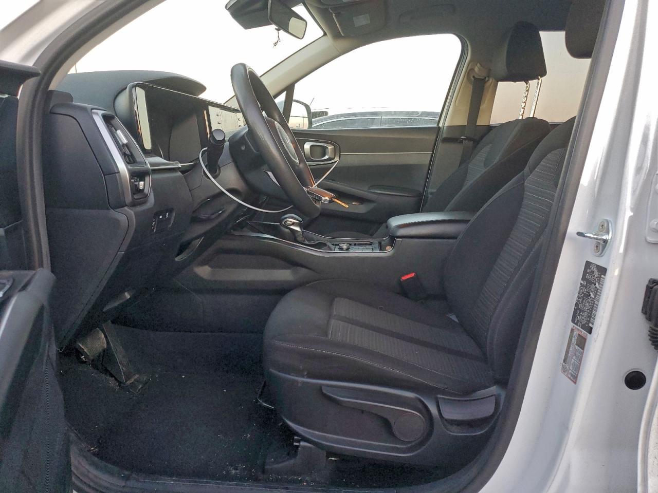 2022 KIA SORENTO LX photo 7