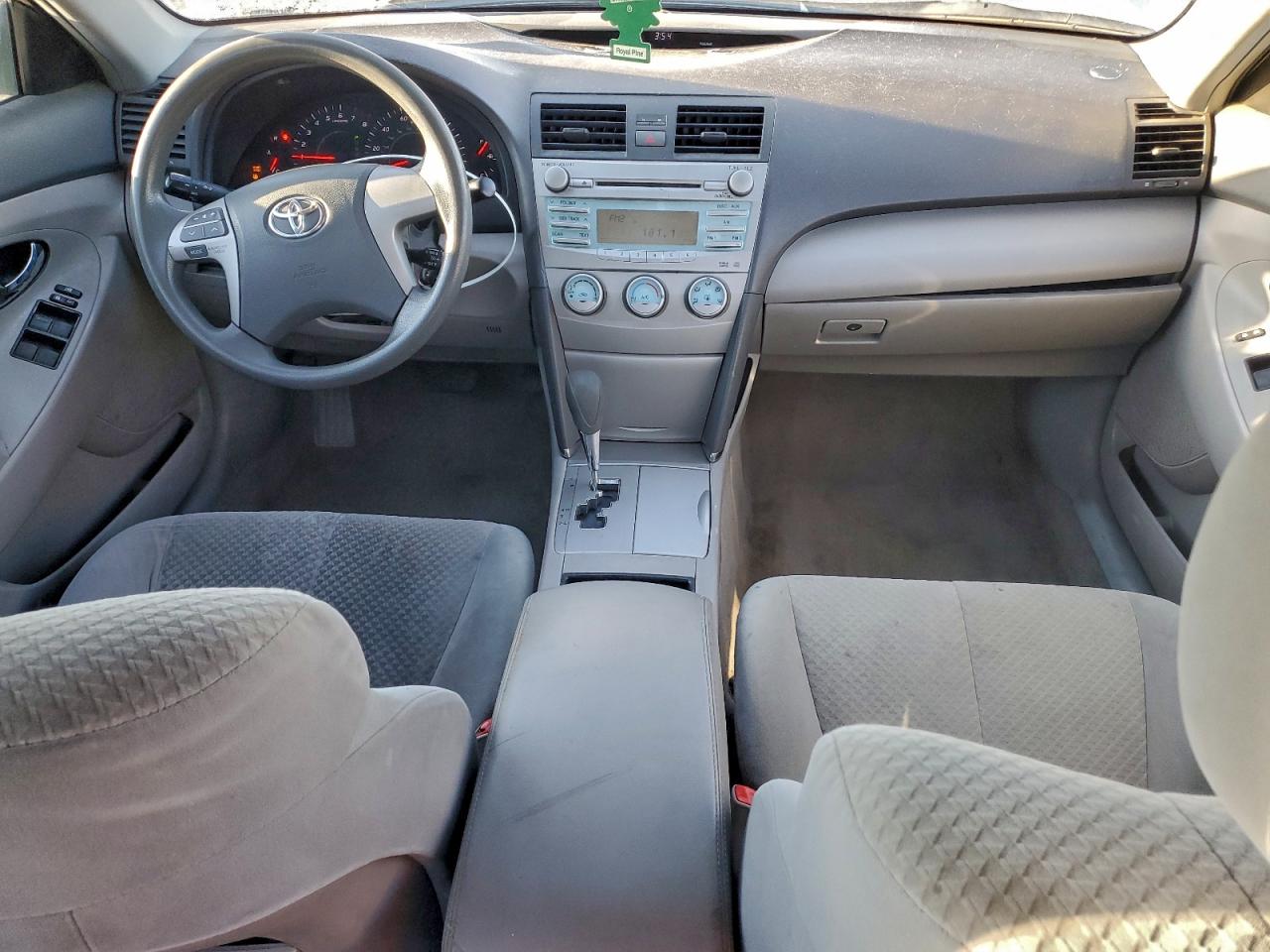 2009 TOYOTA CAMRY BASE photo 8