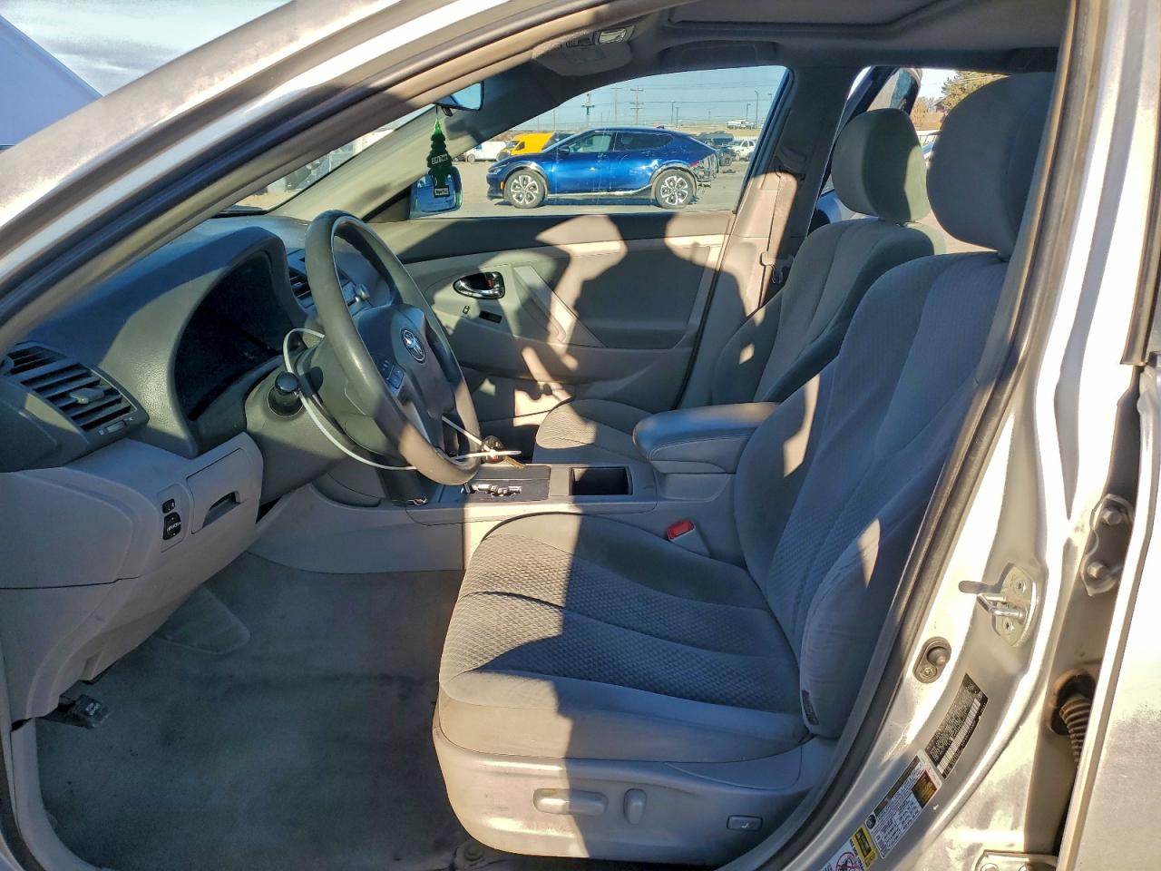 2009 TOYOTA CAMRY BASE photo 7