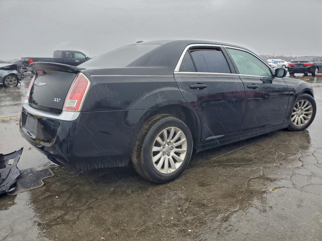 2014 CHRYSLER 300 photo 3