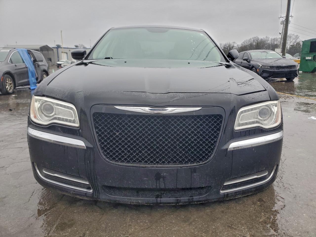 2014 CHRYSLER 300 photo 5