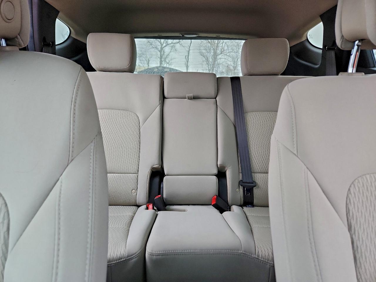 2017 HYUNDAI SANTA FE SPORT photo 10