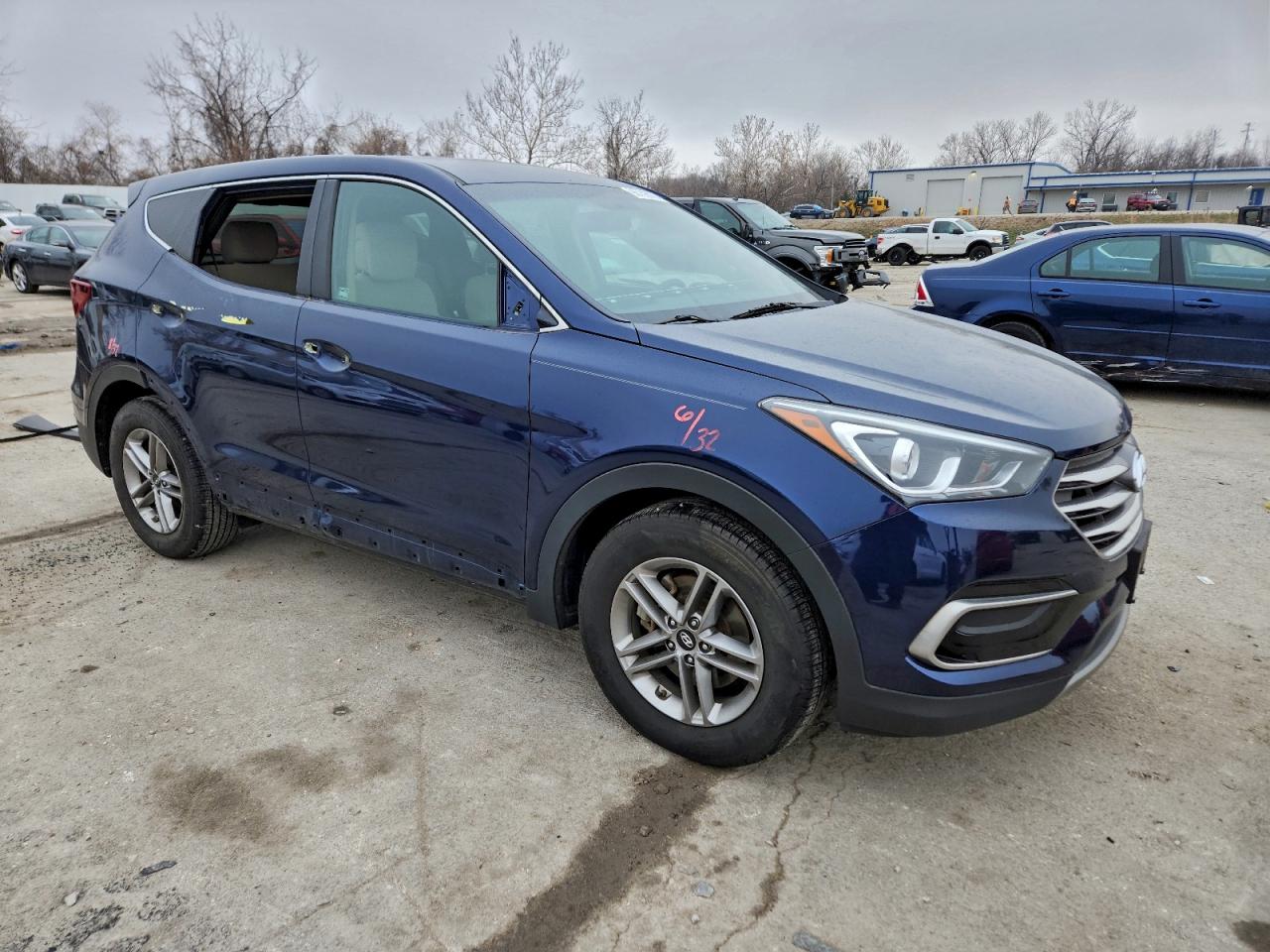 2017 HYUNDAI SANTA FE SPORT photo 4