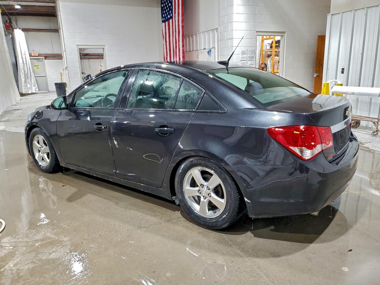 2014 CHEVROLET CRUZE LT photo 2