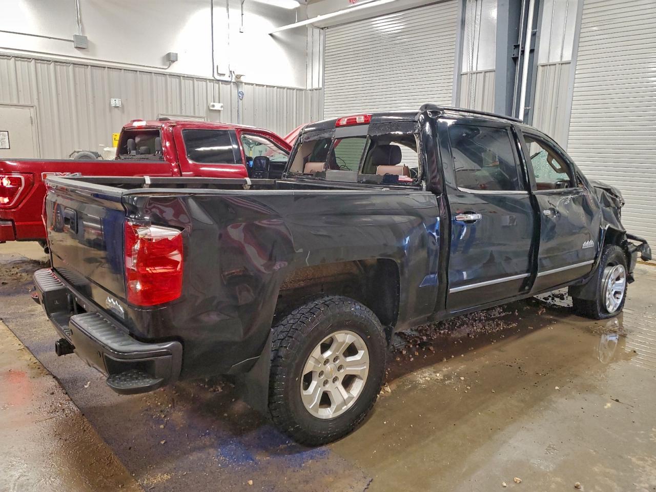 2014 CHEVROLET SILVERADO K1500 HIGH COUNTRY photo 3