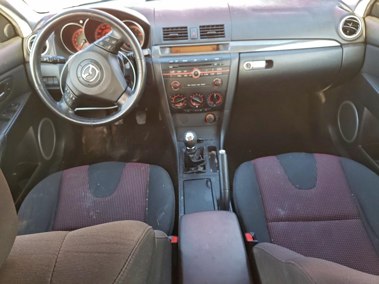 2006 MAZDA 3 HATCHBACK photo 8