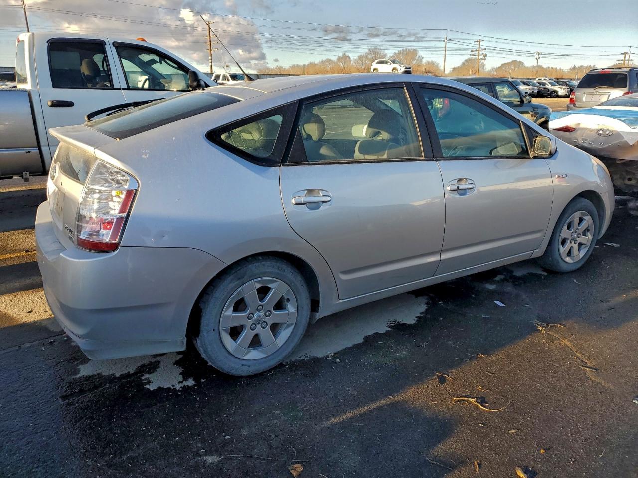 2008 TOYOTA PRIUS photo 3