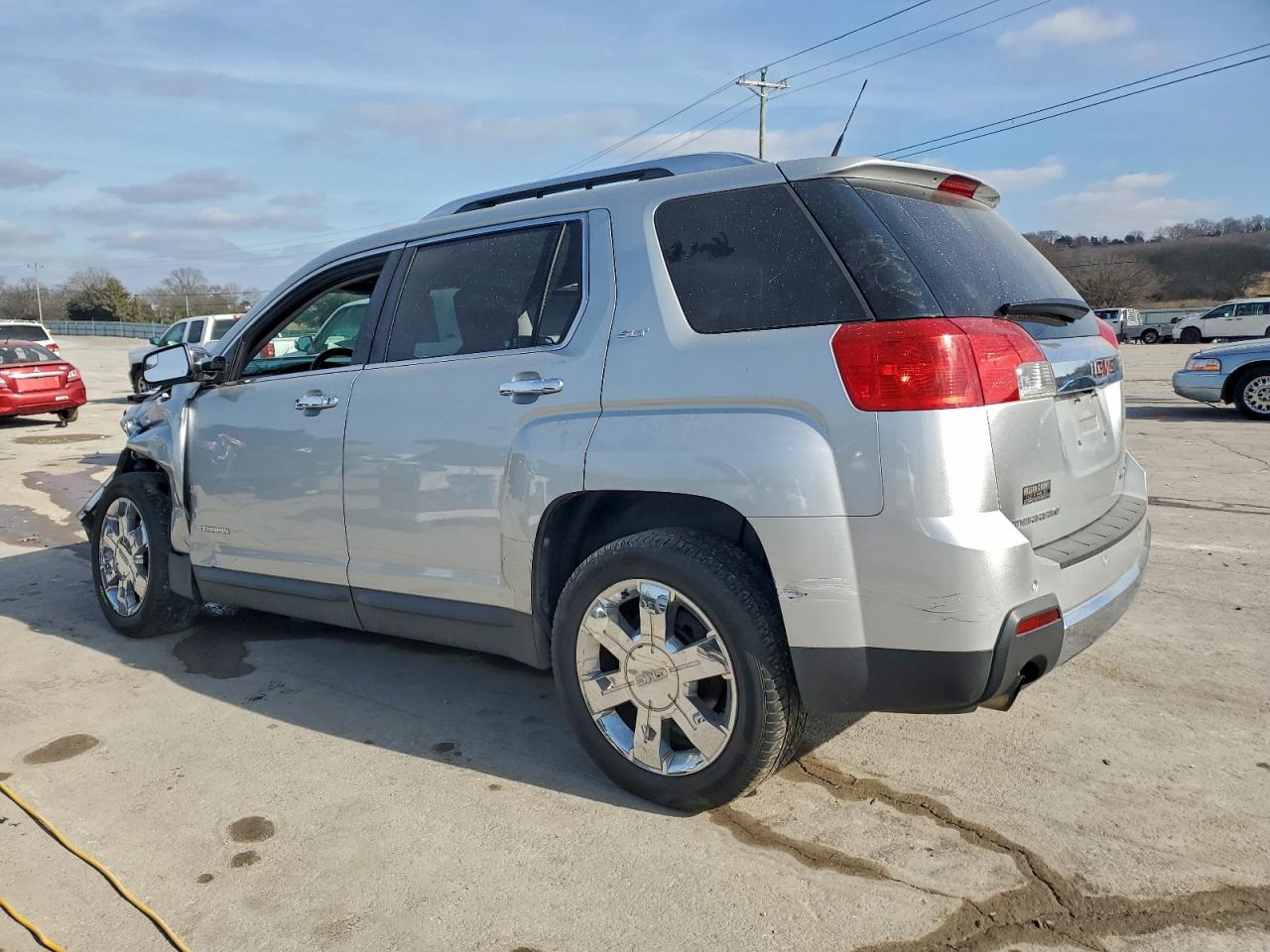 2012 GMC TERRAIN SLT photo 2