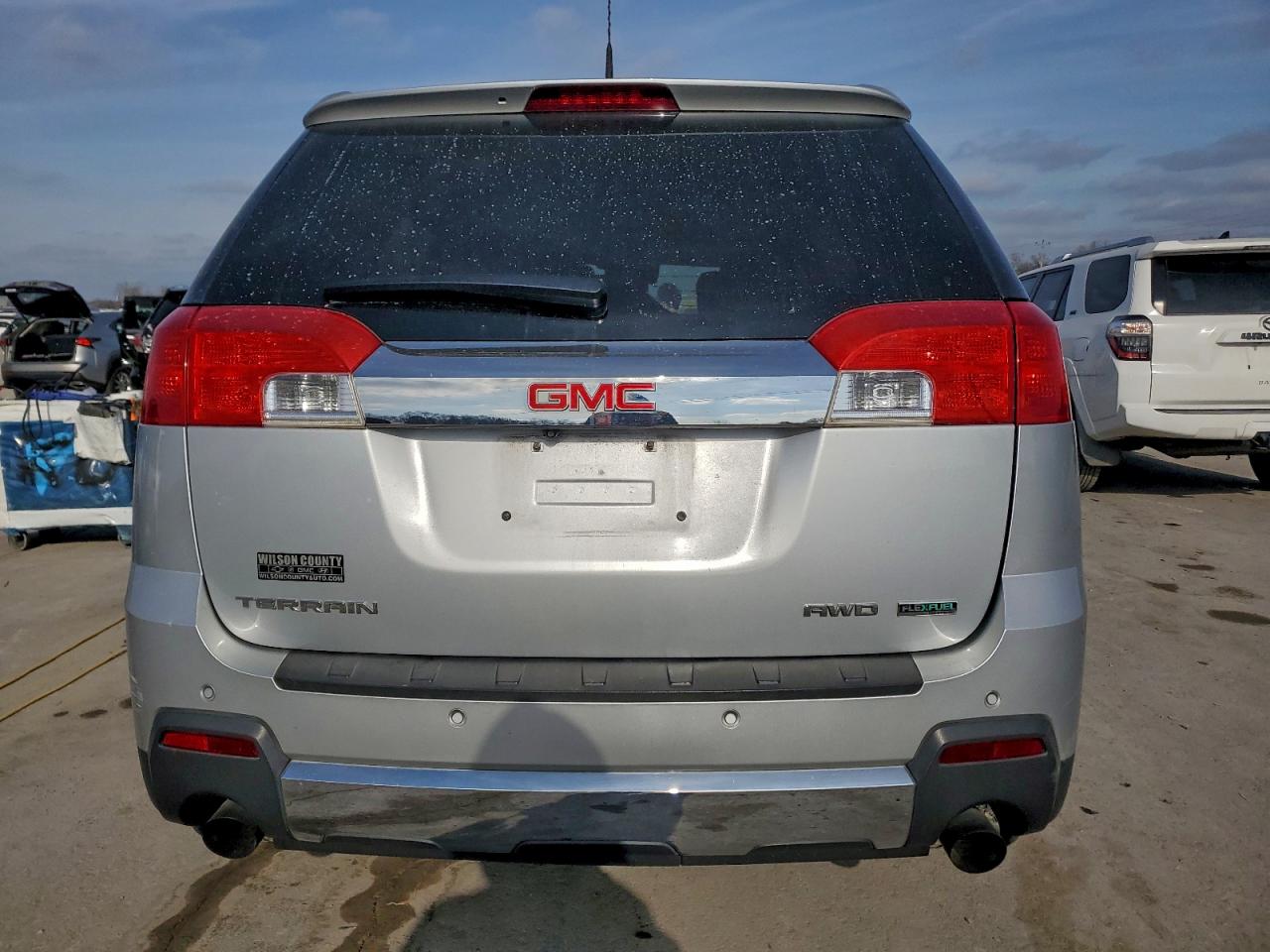 2012 GMC TERRAIN SLT photo 6