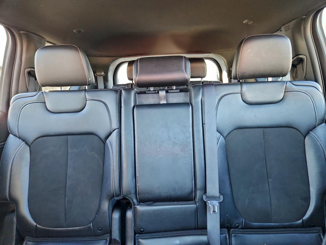 2023 JEEP GRAND CHEROKEE L LAREDO photo 10