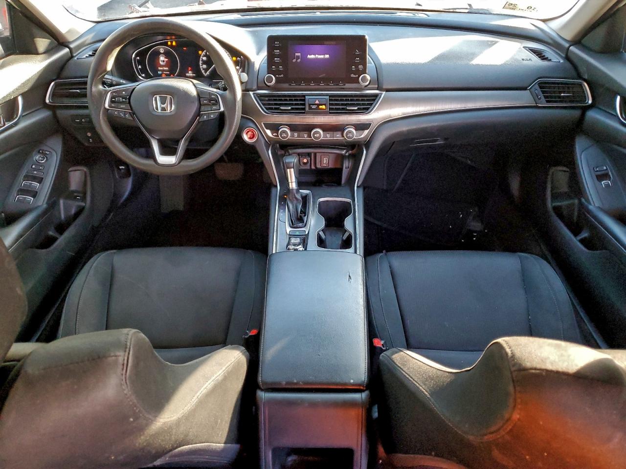 2018 HONDA ACCORD LX photo 8