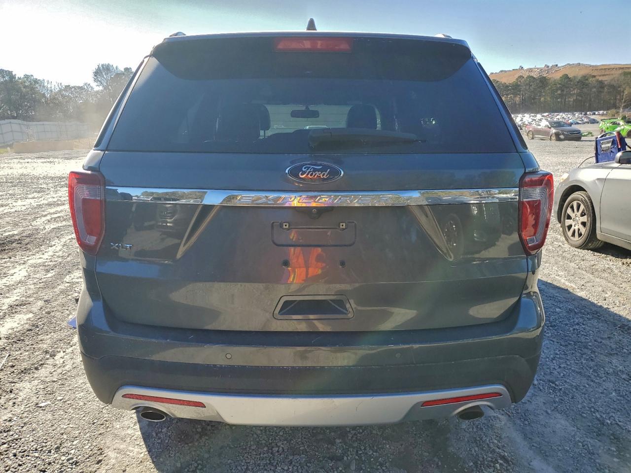 2017 FORD EXPLORER XLT photo 11