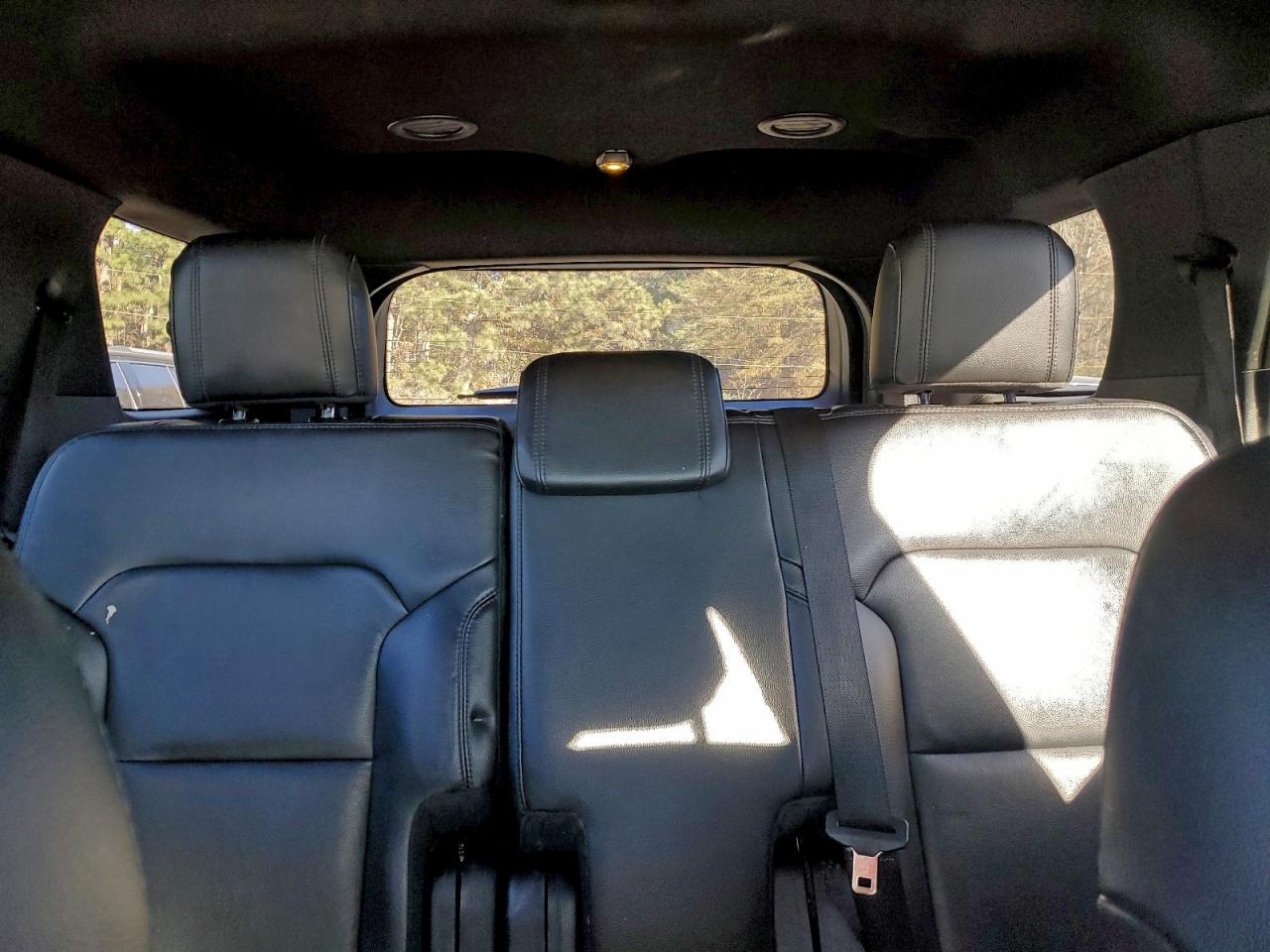 2017 FORD EXPLORER XLT photo 19