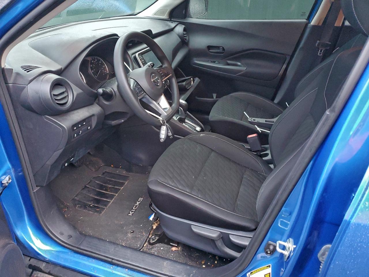 2021 NISSAN KICKS S photo 7
