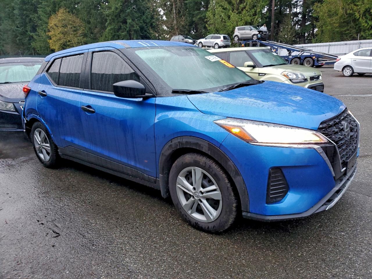 2021 NISSAN KICKS S photo 4