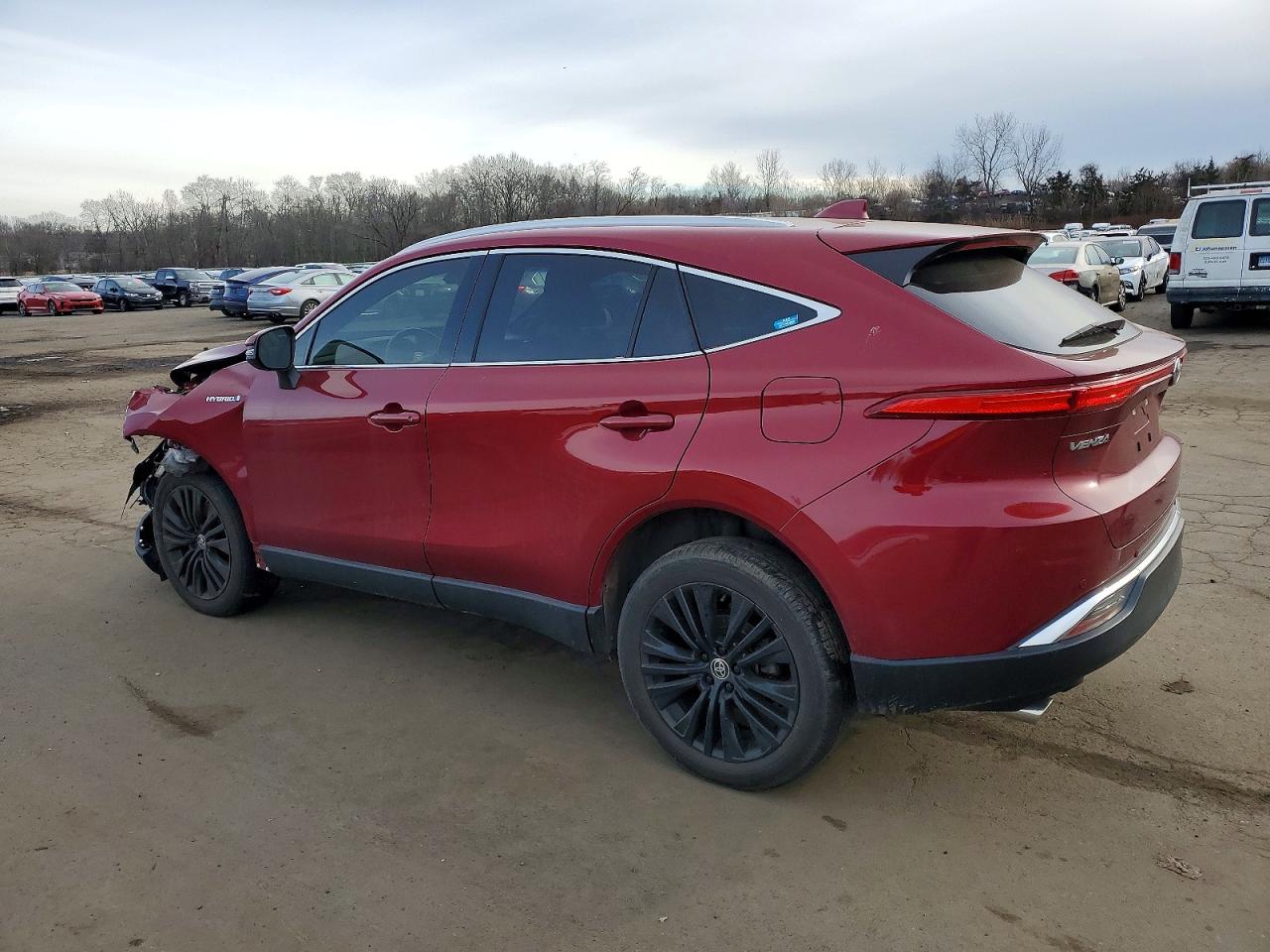 2021 TOYOTA VENZA LE photo 2