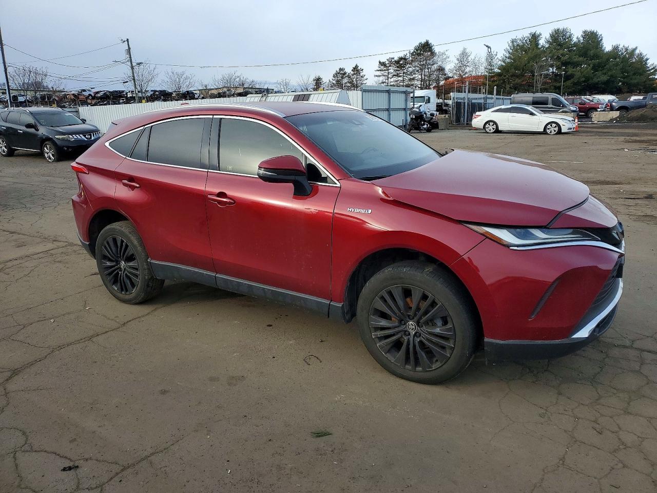 2021 TOYOTA VENZA LE photo 4