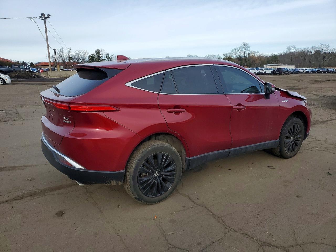 2021 TOYOTA VENZA LE photo 3