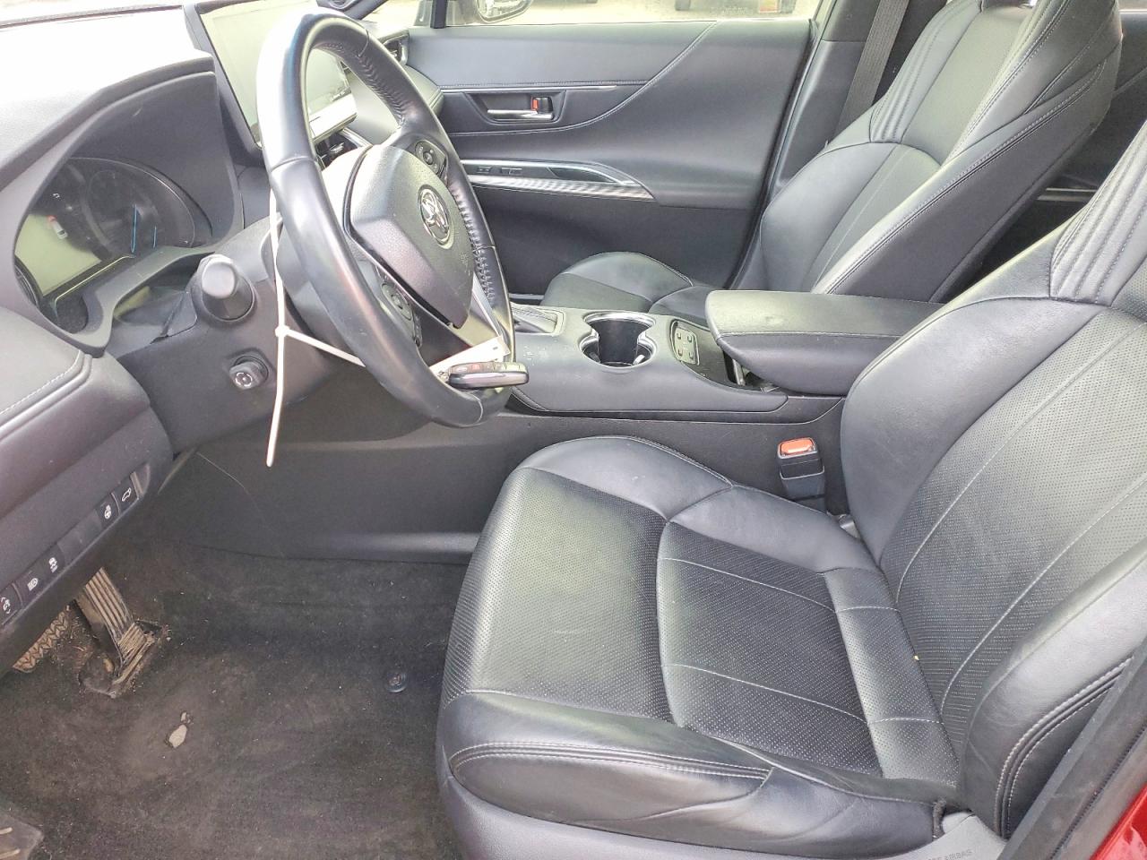 2021 TOYOTA VENZA LE photo 7