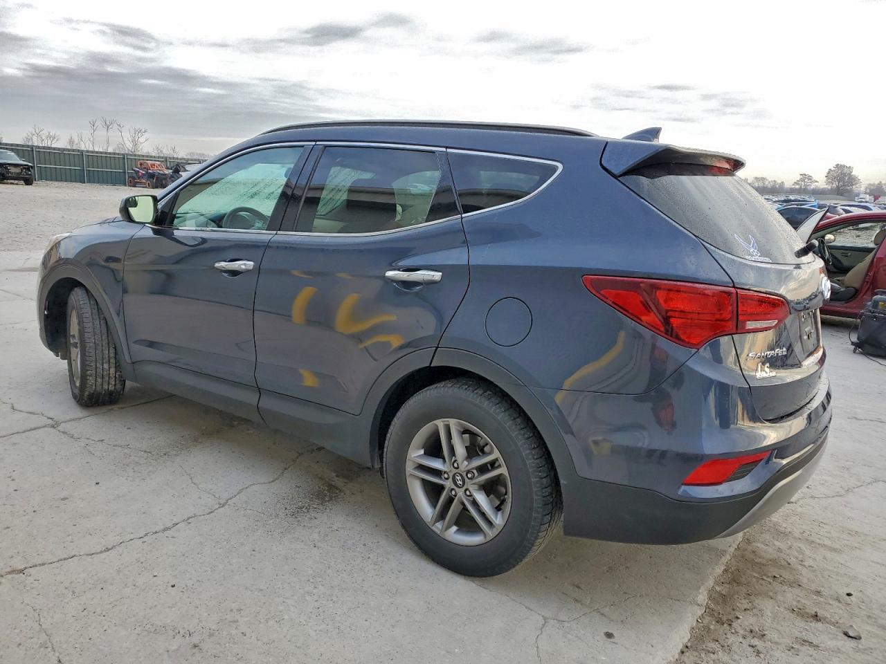 2017 HYUNDAI SANTA FE SPORT photo 2