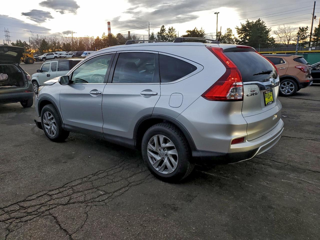 2015 HONDA CR-V EXL photo 2