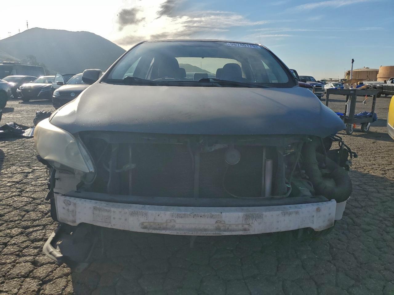 2011 TOYOTA COROLLA BASE photo 5