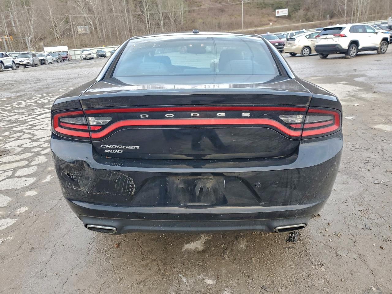 2016 DODGE CHARGER SE photo 6