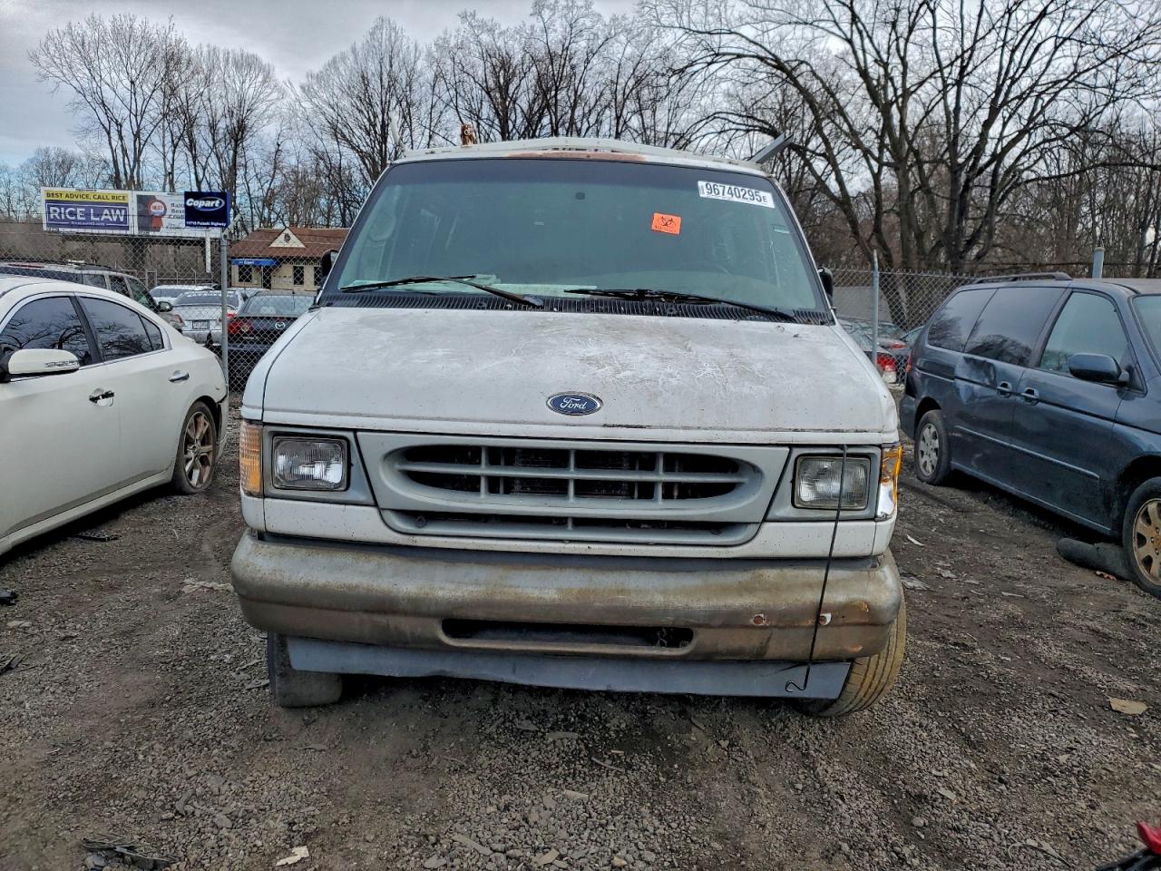 2002 FORD ECONOLINE E350 SUPER DUTY VAN photo 5